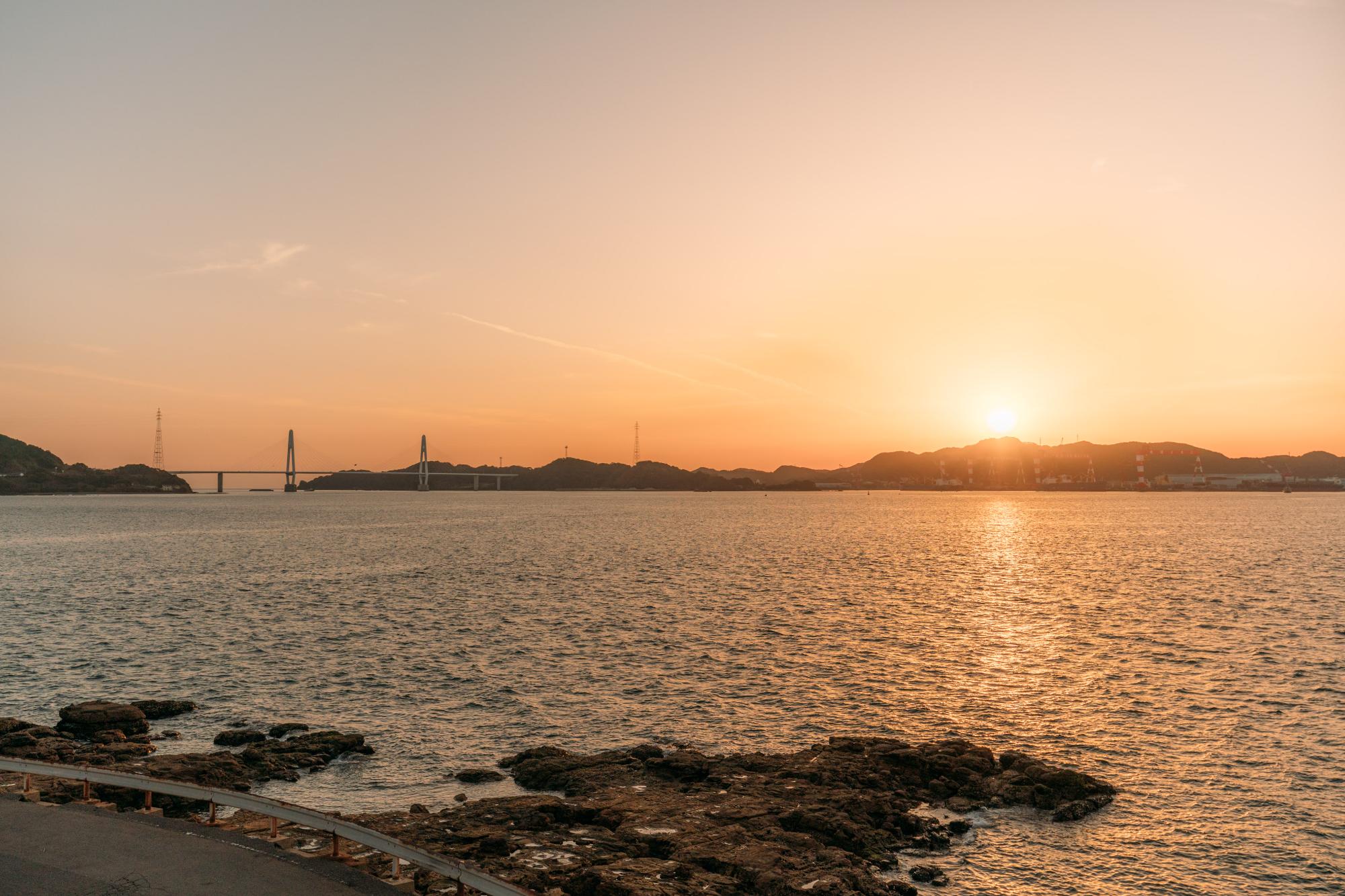 琵琶石ノ鼻駐車場・夕景