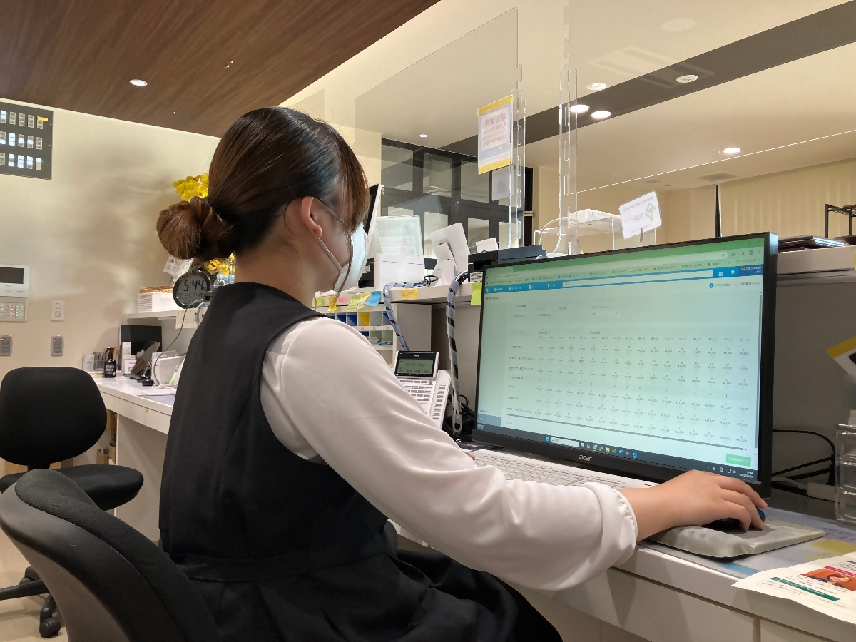 ジスコホテル職員