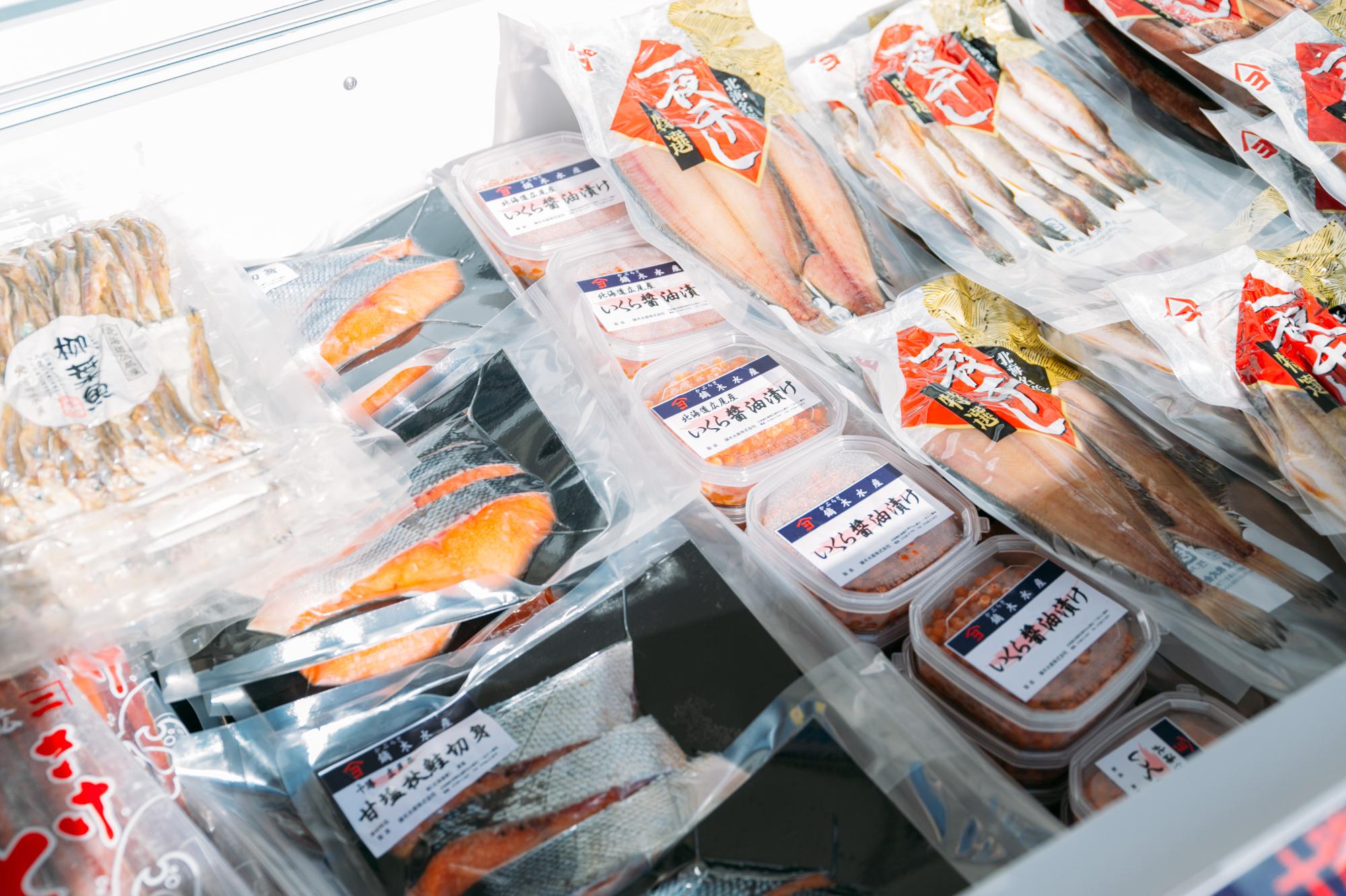 姉妹都市の物産販売