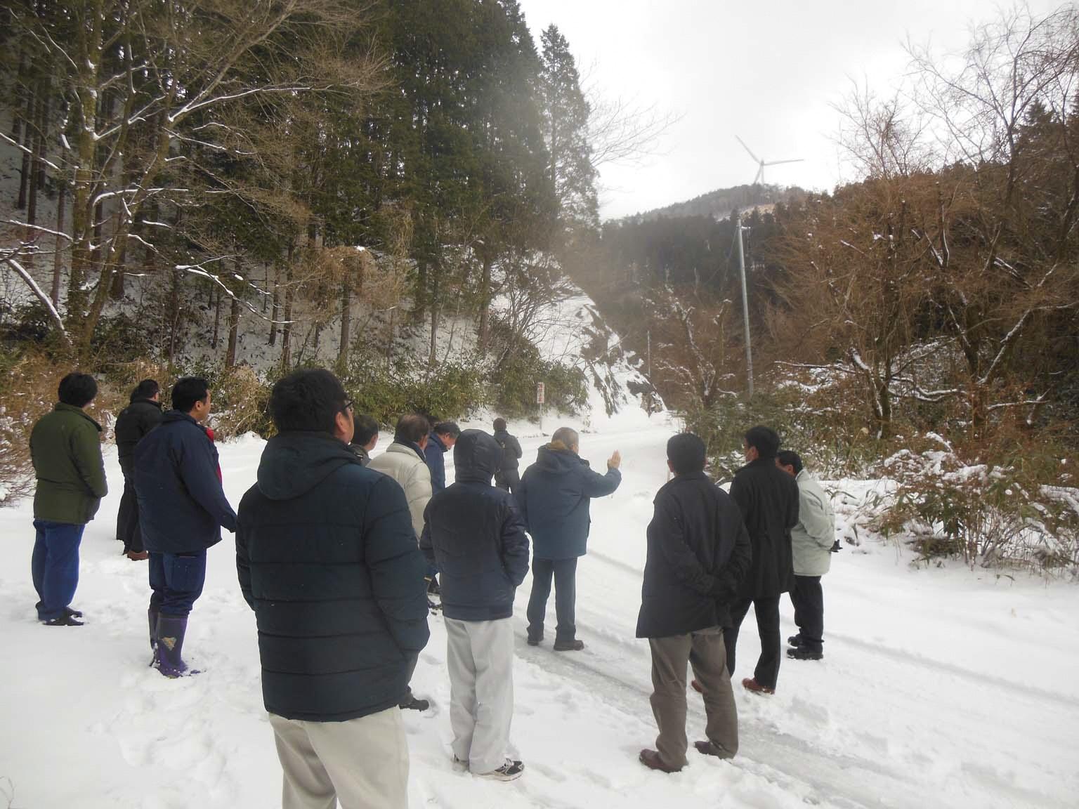 写真3陸上現地視察
